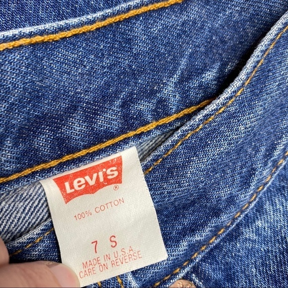 Vintage Levis High Rise Tapered Button Fly Jean - Picture 6 of 15